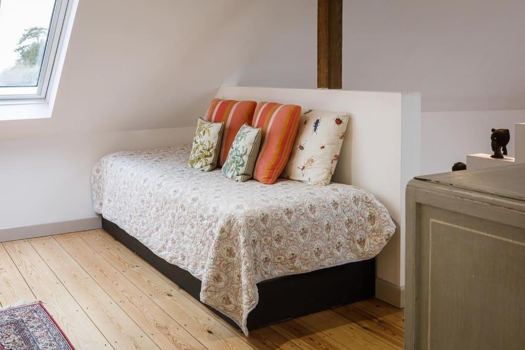 Stylish Cottage In The Pewsey Vale มาร์ลบะระ ภายนอก รูปภาพ